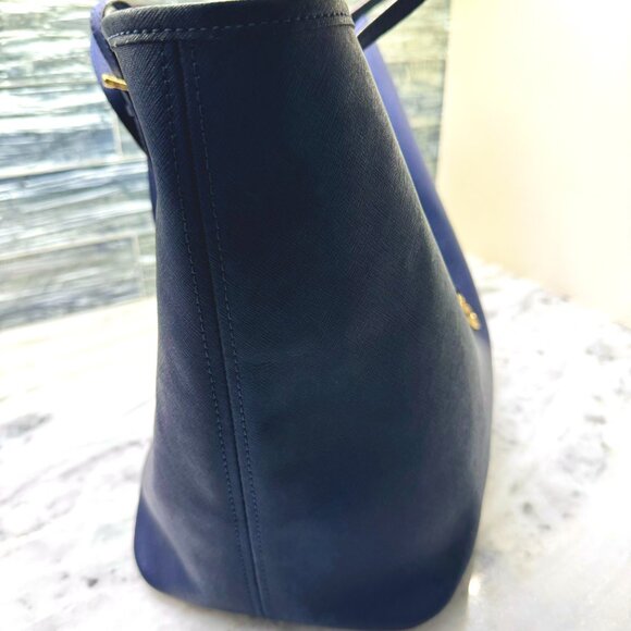 Michael Kors Saffiano Tote - Picture 6 of 7